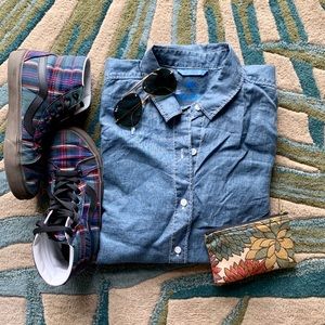 NWOT Tommy Bahama Button Down Shirt